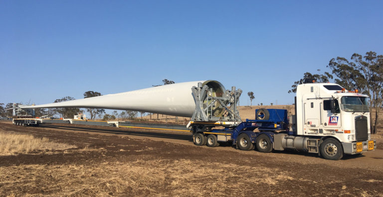 Coopers Gap wind turbine blades hit the road