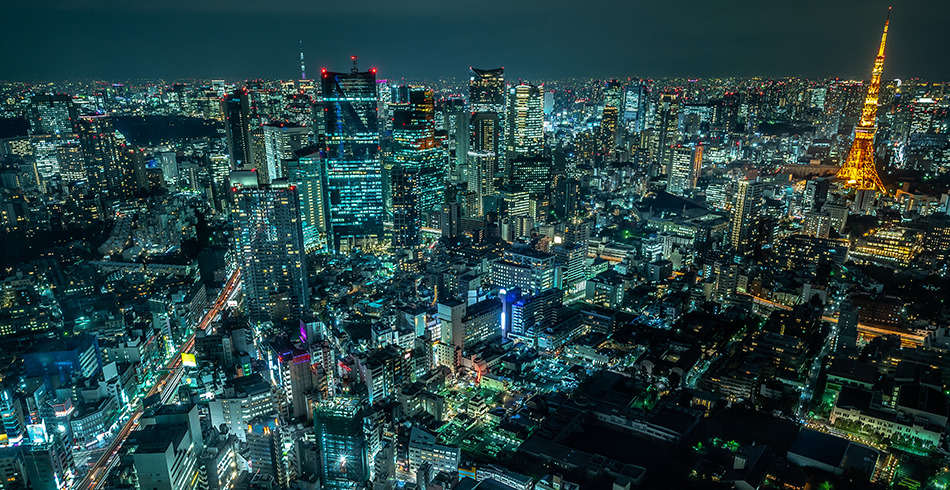 tokyo-japan Brightly lit Tokyo skyline at night (japan)