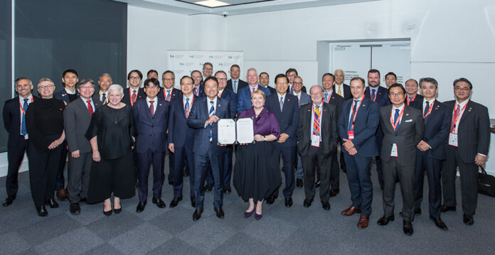 Group of attendees from Australia and Japan at the first Australia-Japan meeting on hydrogen and derivatives