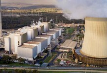 Stanwell begins $90M overhaul at Tarong Power Station Aerial shot of smoke pouring from chimney at Tarong Power Station