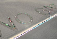 Farmers spell out “no gas” with tractors in Queensland Aerial photo shows tractors strategically parked on agricultural land to spell out 'NO GAS'